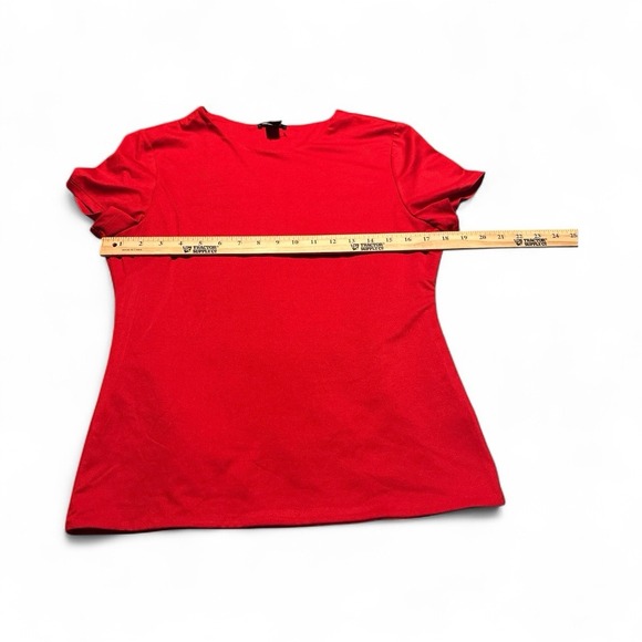 Halogen Red Tee With A Satin Feel Thick A‎ Great Basic Tee Size Med - Picture 4 of 6